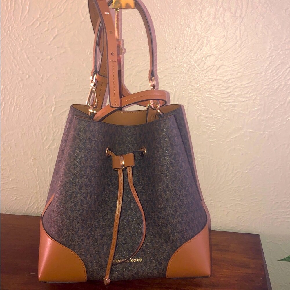 Michael Kors Black and Tan Shoulder Bag